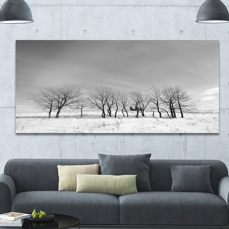 «Black and White Trees in Winter», reproduction de photo sur toile tendue, H 28 po x l 60 po x P 1,5 po