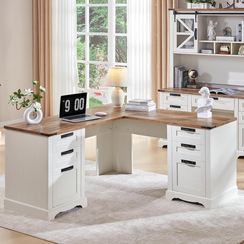 Bureau de direction en L de L 60 po avec station de charge Dhevan, Blanc antique / chêne naturel rustique