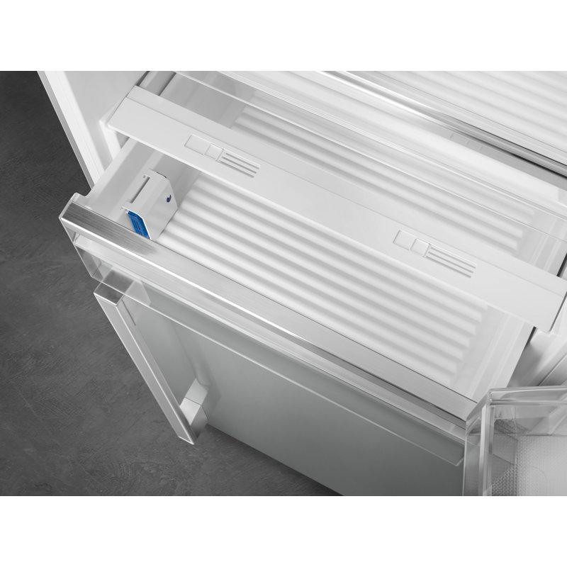 SMEG Portofino 27.7" Bottom Freezer Refrigerator 16.26 cu. ft., Left Handed, Stainless Steel