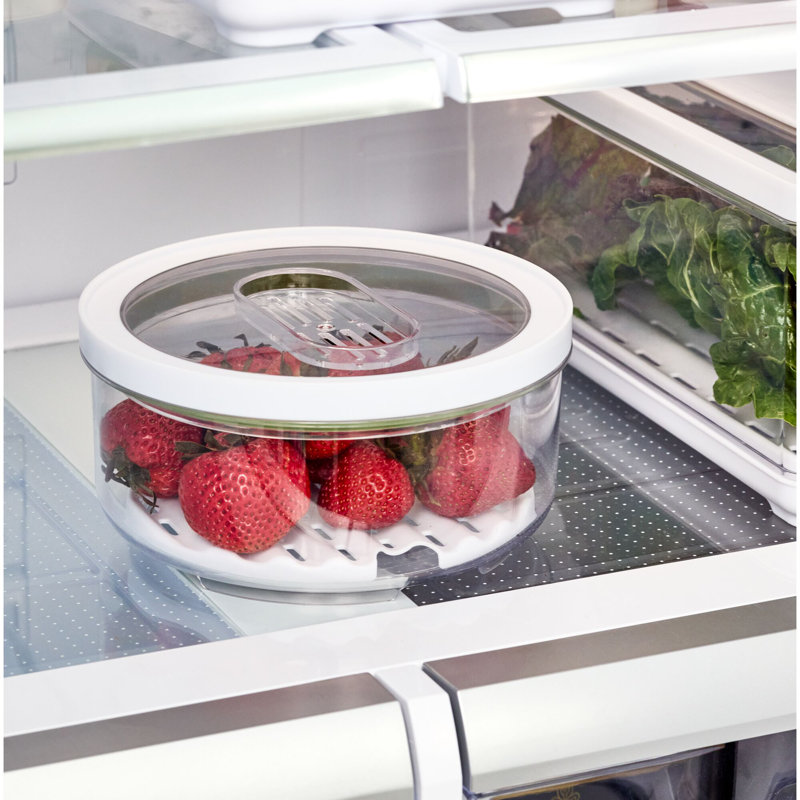 InterDesign Clear BPA-Free Plastic Produce Storage Bowl with White Lid, 7 Cups