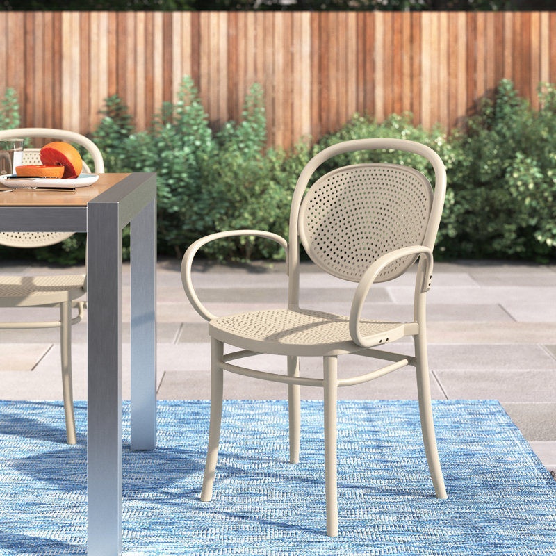 Chaise d'appoint empilable pour patio Farrah, Taupe