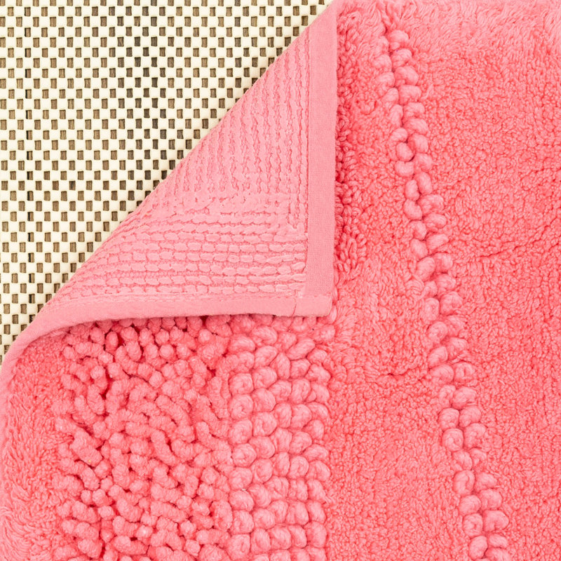 Tapis de bain lavable à la machine antidérapant Laverne, L 27 po x L 45 po, Fiesta rose vif
