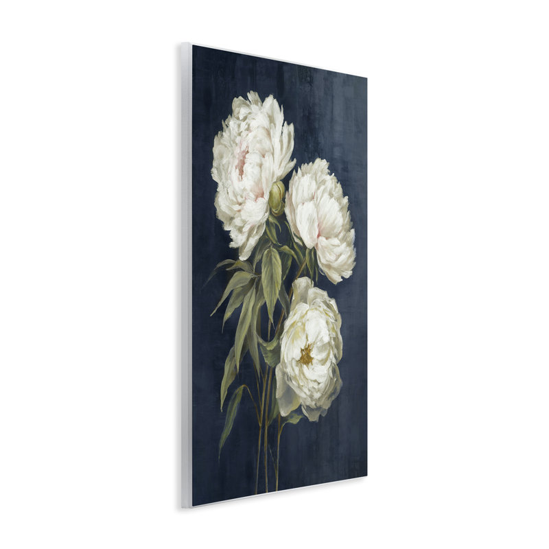 «Blossoms on Blue» par Alex Black, H 19 po x l 13 po