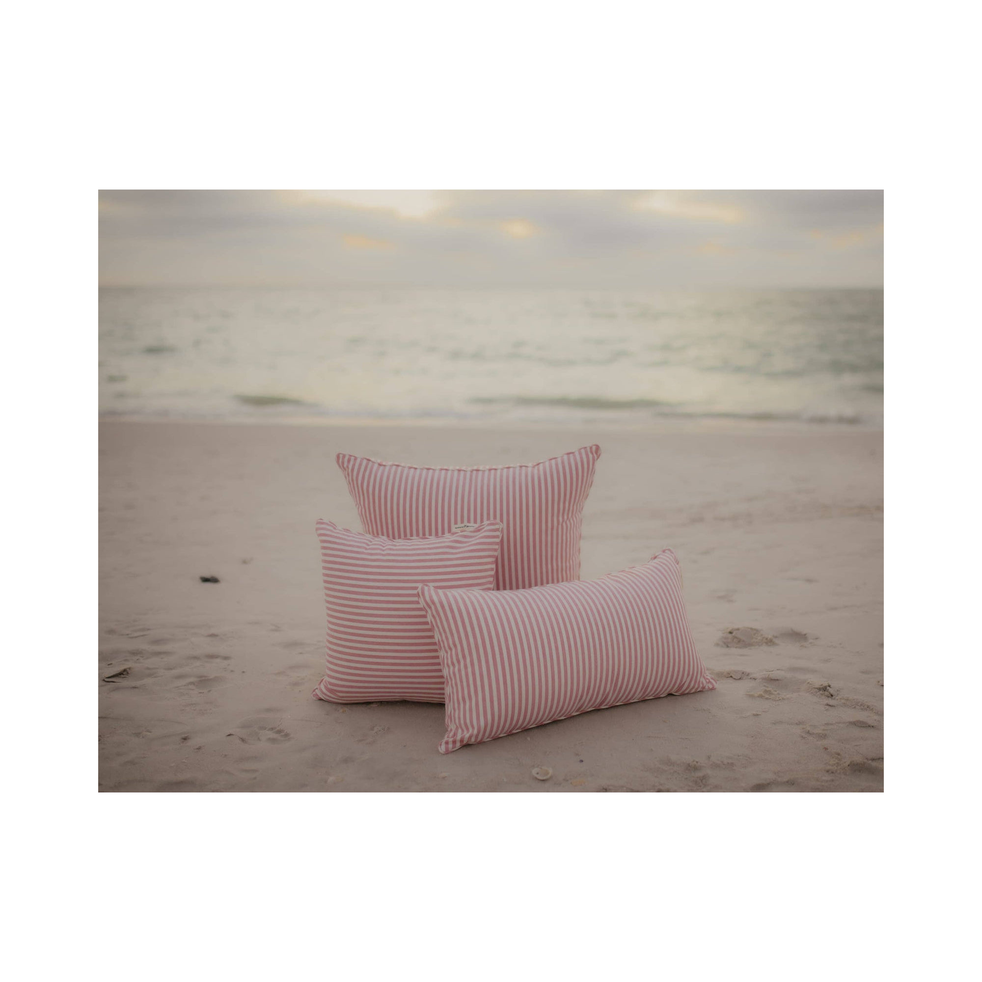 Laurens Outdoor Lumbar, Pink