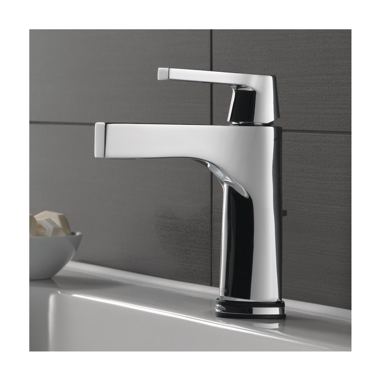 Zura Single Hole Touch2O Bathroom Faucet with Touchless Technology, Chrome