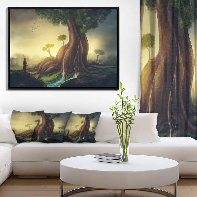 «Giant Tree with Woman», peinture, H 30 po x l 40 po x P 1,5 po, Toile avec cadre flottant