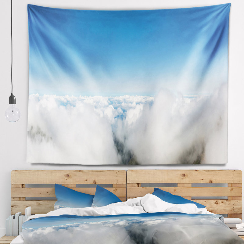 Paysage, ciel bleu vif au-dessus de la tapisserie des nuages, H 50 po x l 60 po