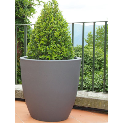 Griezmann Pot Planter
