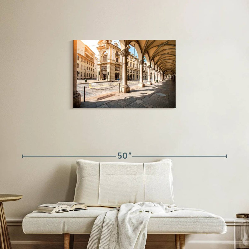 Rue centrale à Turin, H 20 po x l 30 po