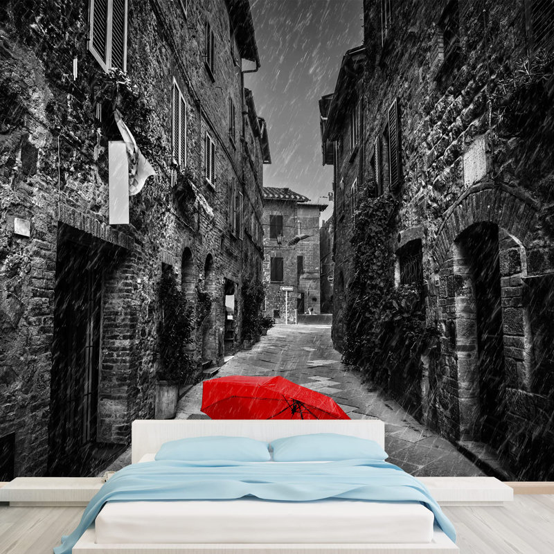 Grand papier peint auto-adhésif rouge et noir dans une rue de Toscane, Italie, L 66 po x l 96 po