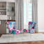 Chaise d'appoint rembourrée à motifs géométriques bleues et rouges