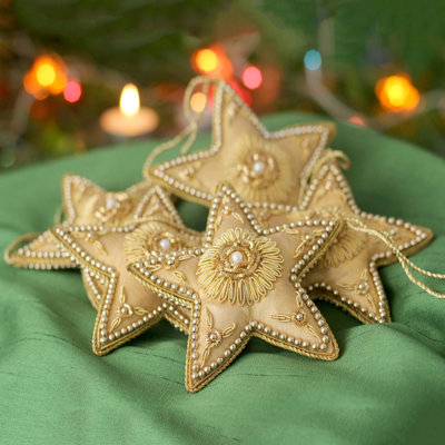 Ornement à billes en forme de golden star