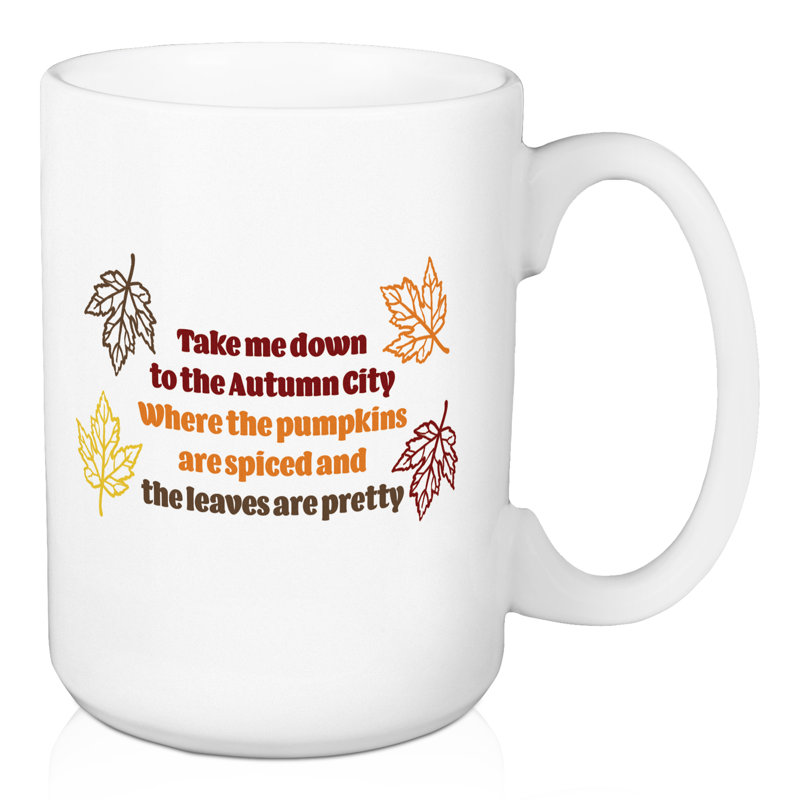 Les citrouilles sont épicées et les feuilles sont une jolie tasse à café