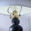 Lampe de table avec corps rond à quatre niveaux (abat-jour requis)-947381660