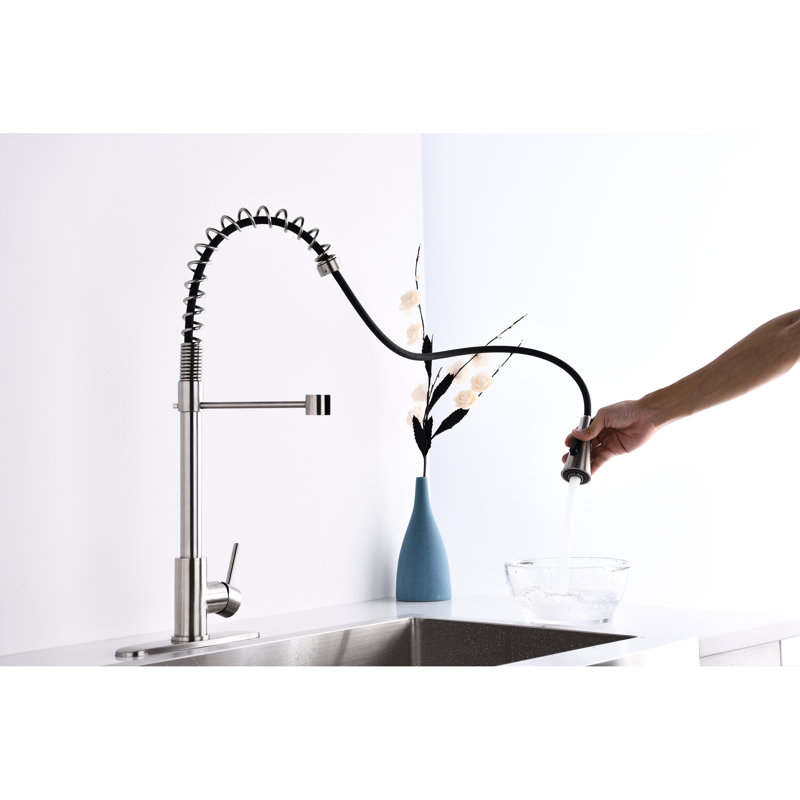 Robinet de cuisine à poignée simple en nickel brossé pour les besoins commerciaux modernes - Acier inoxydable à grande arche