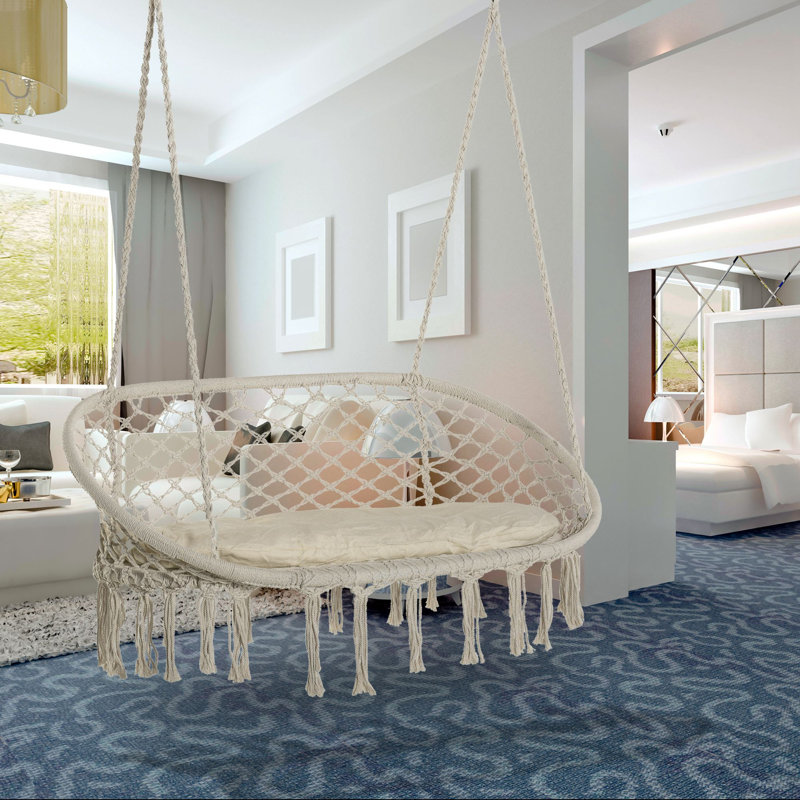 Balancelle en macramé Outsunny pour 2 personnes avec coussin souple, chaise suspendue en corde de coton pour la maison, Blanc