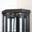 Vitrine de coin lumineuse-429561342