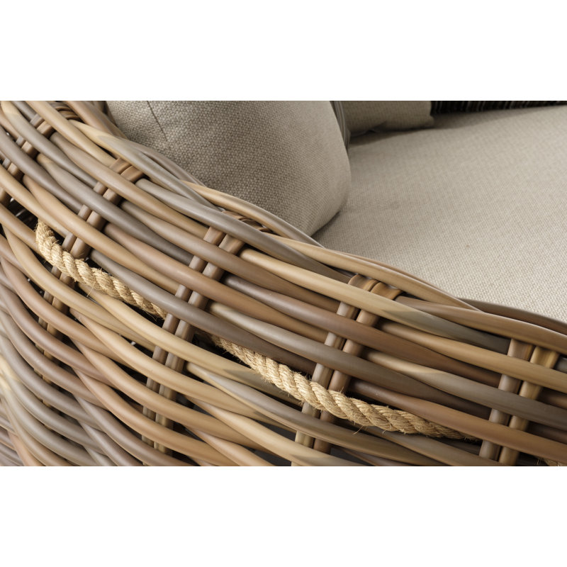 Chaise de patio avec coussins 
