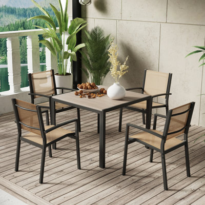 Ensemble repas d'extérieur avec 4 chaises