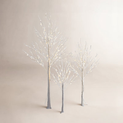 LED Lighted Trees & Branches