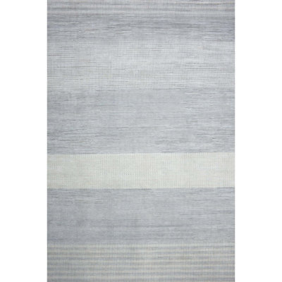 Hand Knotted Area Rug in Ivory/Gray