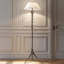 Brownness + fer blanc + lampes sur pied sans tissu