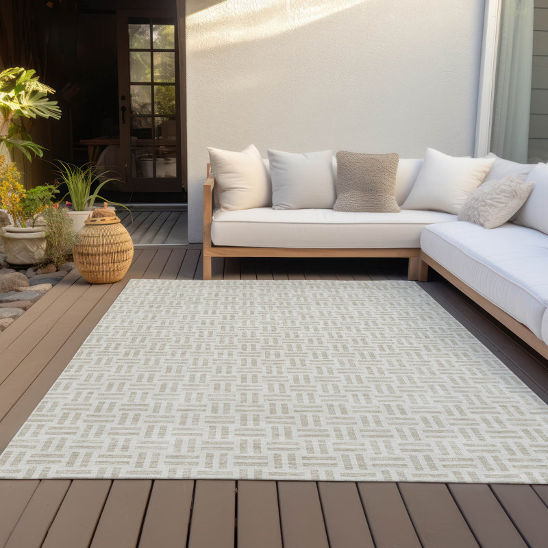 Ivory Geometric Flat Woven Indoor/Outdoor Rug 2'6" x 3'10"