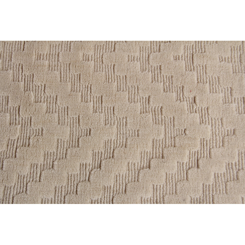 Demani Wool Chevron Area Rug in Linen, Rectangle 14' x 18'