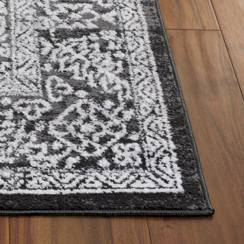 Chamber 218 Performance Oriental Rug, 6'-7" X 6'-7" Square