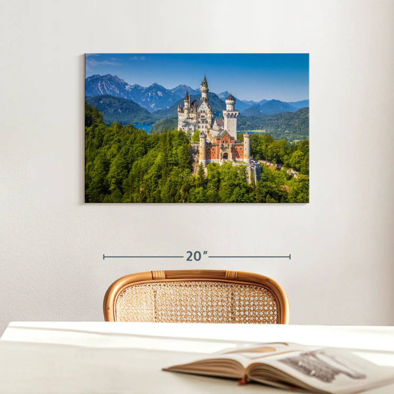 Lilie, château allemand de Neuschwanstein, H 16 po x l 24 po