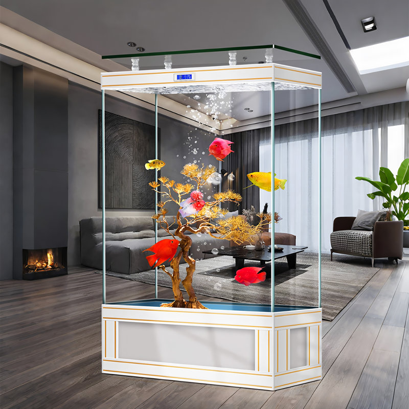 Aquarium de luxe luxueux à bords incrustés d'or