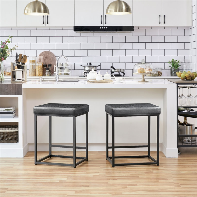 Tabourets Kloud, Noir, noir, noir, noir, Tabouret de comptoir (siège d'une hauteur de 24 p