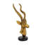 Sculpture d'antilope en résine dorée réaliste 5,5 x 5 x 12 po sur base noire