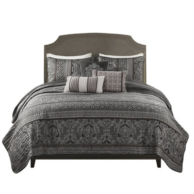 Grey 6 - Piece King/ King Quilt , Throw Pillows, Patterns, Material, Reversible Styling Quilt, 2 Shams & 3 Luxury ,