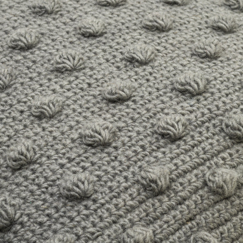 Coussin décoratif 100% coton Makrome, 18 po x 18 po, Duvet, Gris
