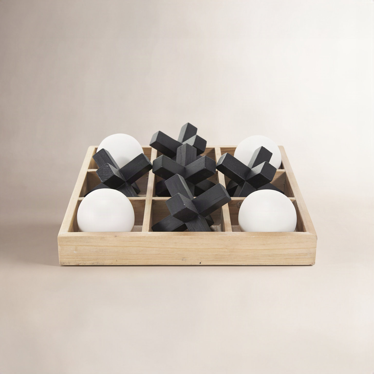 Dimensional Wood Tic-Tac-Toe Game Set