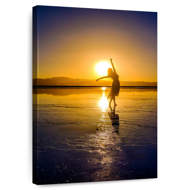 Silhouette de ballerine au lever du soleil, H 24 po x l 16 po