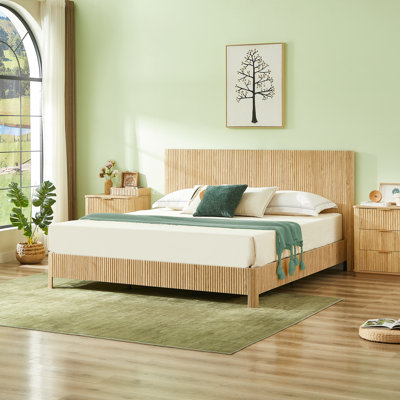 Lit en bois, aucun sommier requis