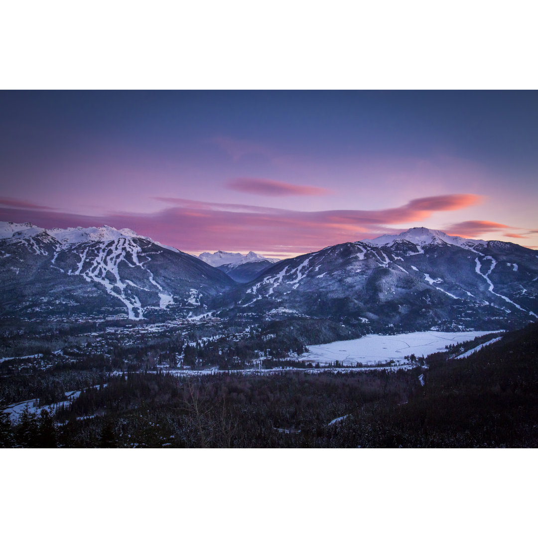 Landschaft von Whistler Blackcomb Ski by VisualCommunications - Leinwandbild