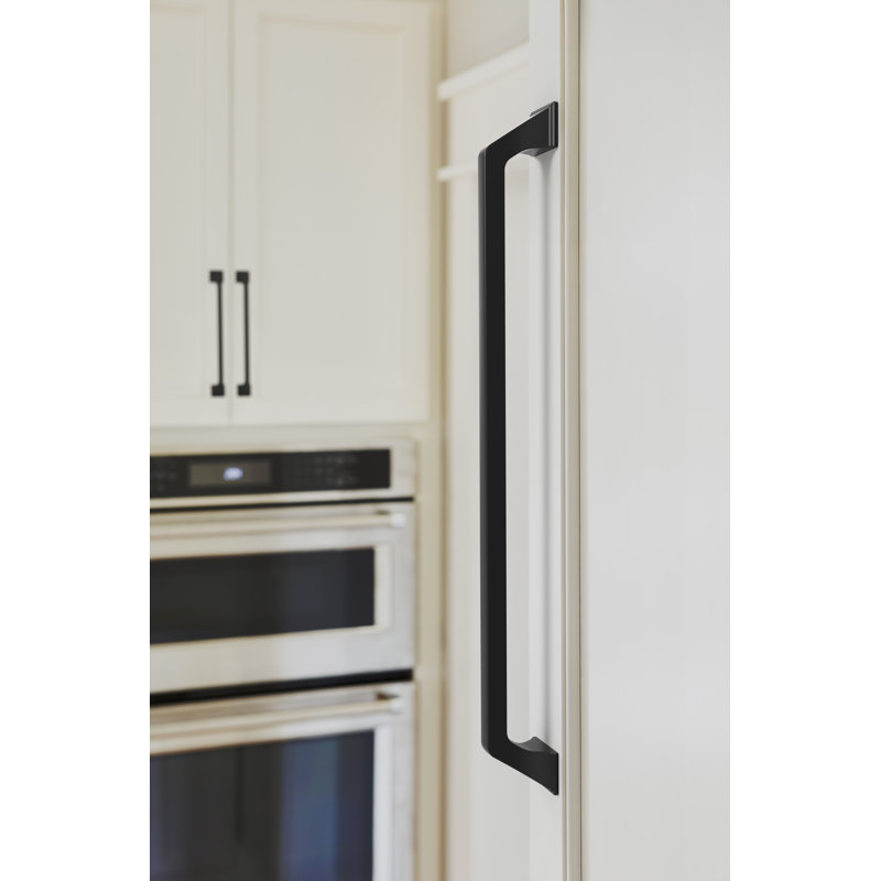 Exceed Arch Pull, Matte Black, 18"