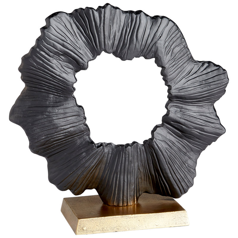 Acadia Abstract Figurine / Sculpture Decorative Object