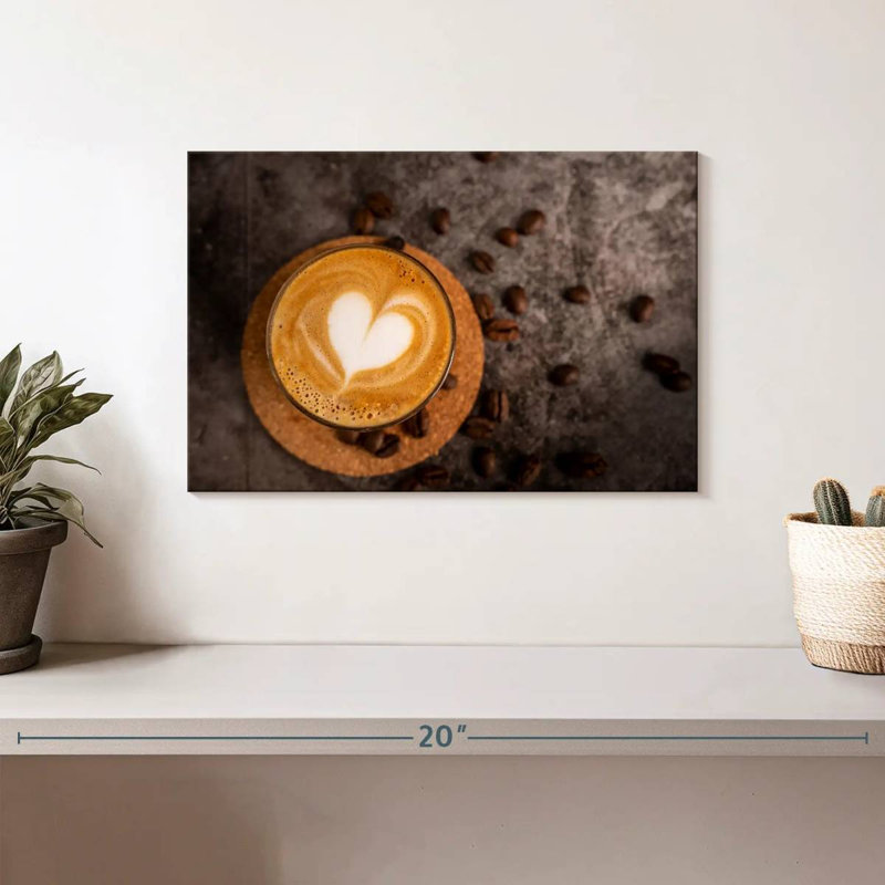 Yarlin au cœur sur un café au lait, H 8 po x l 12 po