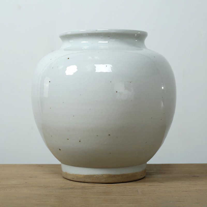 Vase de table en porcelaine Suleekha