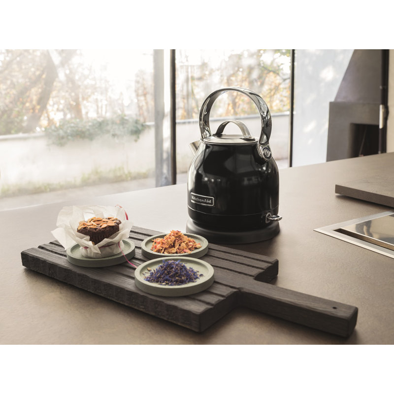 KitchenAid Traditional Kettle | 1.25L Capacity, Onyx Black
