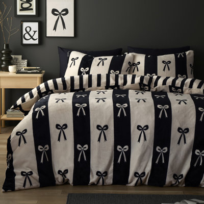 Bows Polyester Striped Duvet Cover Set