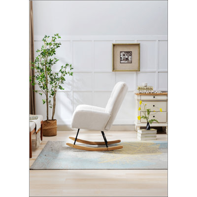 Fauteuil berçant à oreilles en tissu Teddy avec poche de rangement latérale, chaise berçante d'allaitement douce et confortable, base en bois massif robuste et sécuritaire, chaise d'appoint polyvalente pour chambre de bébé et salon, blanc