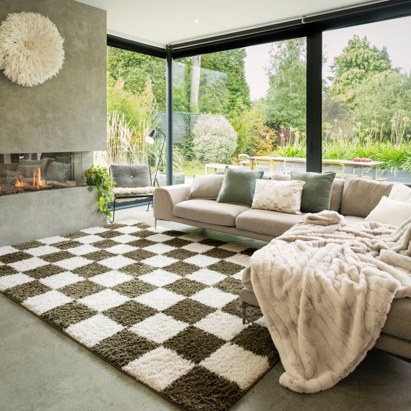 Tanaja Chequered Machine Tufted Shag Area Rug, 280cm x 380cm