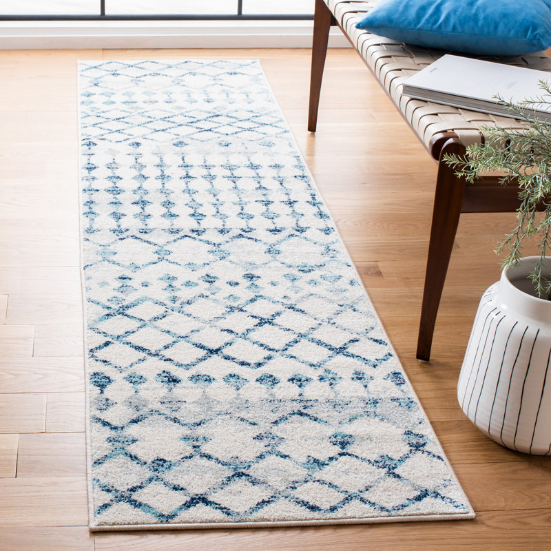 Vahan Performance Southwestern Rug, Runner 2' x 8'