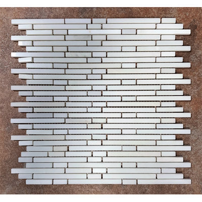 Carrelage mosaïque en marbre de taille aléatoire
