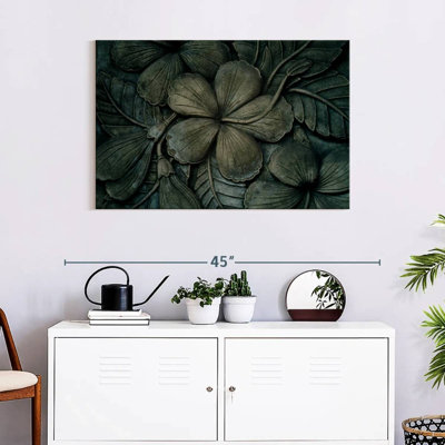 Senne Hibiscus Carved Wood